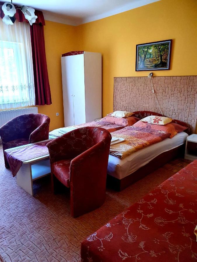 Apart Julia Villa Hévíz Екстериор снимка